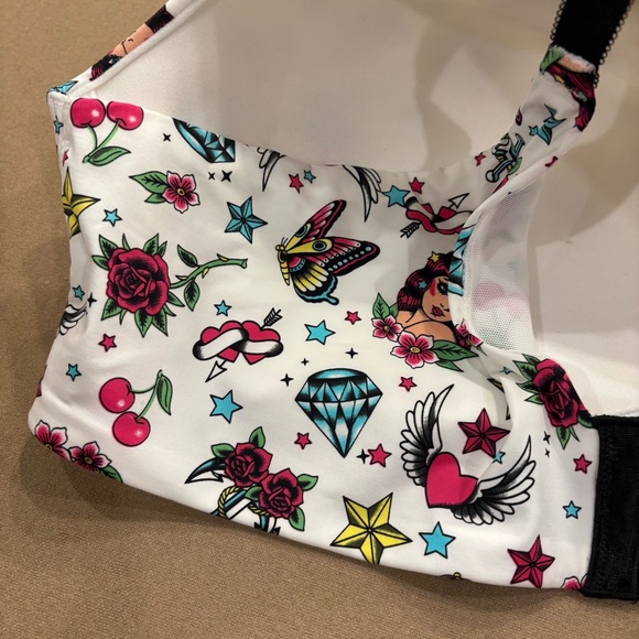 Torrid Star Girl Tattoo Wireless Bra Size 42D - Picture 5 of 7